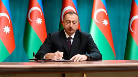 Ильхам Алиев назначил новых глав ИВ