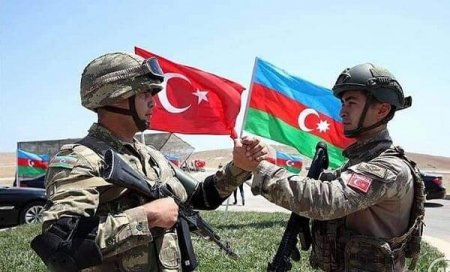 Бредихин: Анкара поддержит Баку, Москва же Ереван – нет