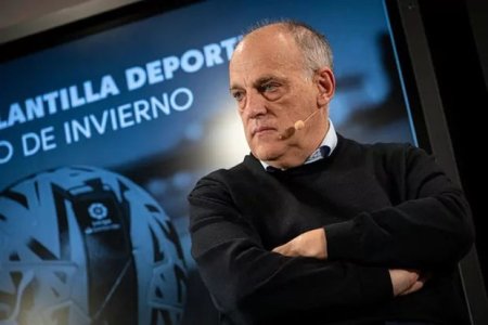 Глава Ла Лиги: Лапорта должен объяснить скандал вокруг "Барсы" или уйти в отставку