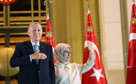 Фахреттин Алтун: Президент Эрдоган получил поздравительные звонки из 19 стран