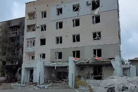 Репортаж из превращенного в руины украинского города - ВИДЕО