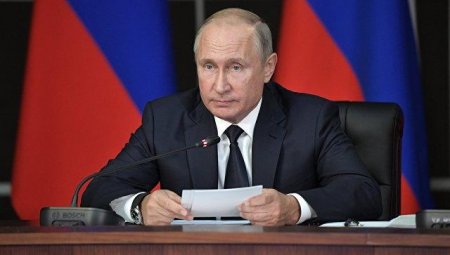 Putin Navalnının xəstəliyi haqda Mişelə danışdı