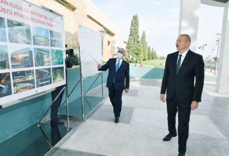 Prezident İlham Əliyev Bakıda yerüstü piyada keçidinin açılışında iştirak edib - YENİLƏNİB