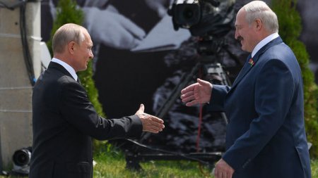 Lukaşenko: “Qərb Rusiyaya təcavüz etsə, Belarus müharibəyə qoşulacaq”