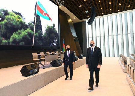 İlham Əliyev İqtisadiyyat Nazirliyinin yeni binasının açılışında iştirak etdi - YENİLƏNİB + FOTO