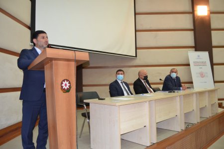 “Yeniyetmə və gəncləri radikalizm və ekstremizm təhlükəsindən qoruyaq” mövzusunda seminar keçirilib