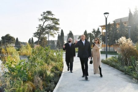 Prezident və xanımı Nizami Gəncəvi parkının açılışında - FOTOLAR