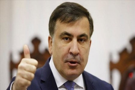 Saakaşvili Qazaxıstandakı etirazları alqışlayıb