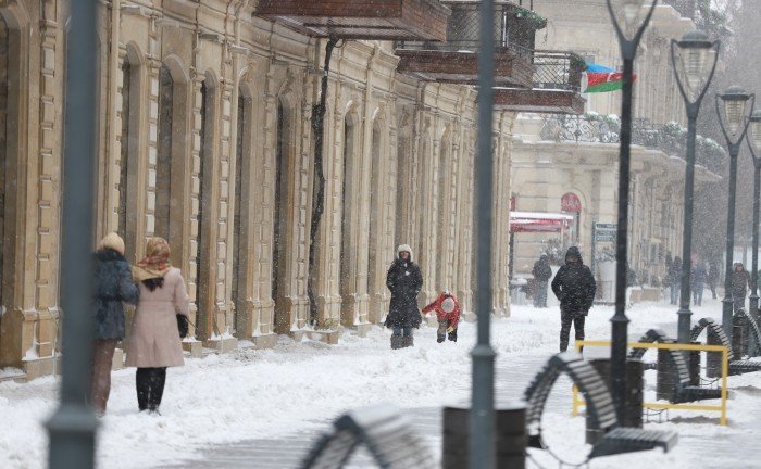 Temperatur aşağı düşəcək, bəzi yerlərdə qar yağacaq