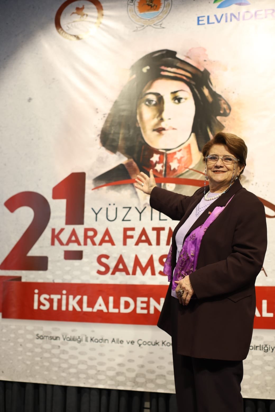 Erzurum kadınını haddini aşan söylemlerle yine birileri gündeme getirerek pirim yapmaya çalışmış ve resmen Dadaşlara namussuz yaftası yapıştırmıştır