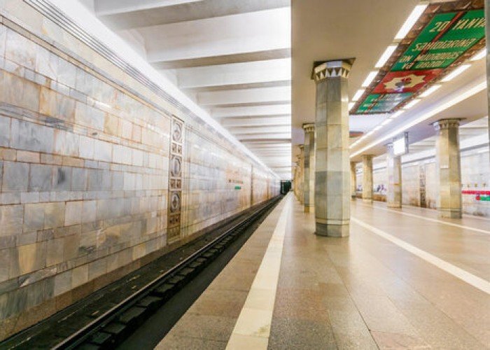 Metro tunelində qaçan "TikToker" bacılar sərbəst buraxılıb