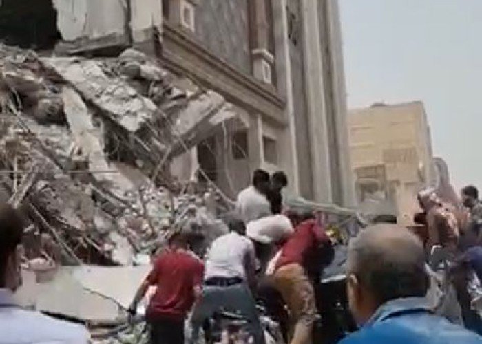İranda 10 mərtəbəli bina çökdü - Ölən və yaralananlar var