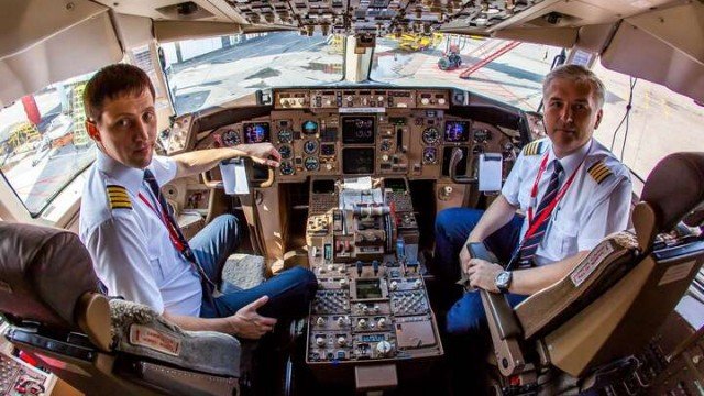 Rusiya aviaşirkətləri pilotları kütləvi şəkildə işdən ÇIXARIR