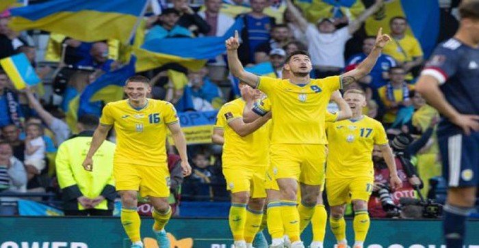 Ukraynada futbol çempionatları bərpa olunur