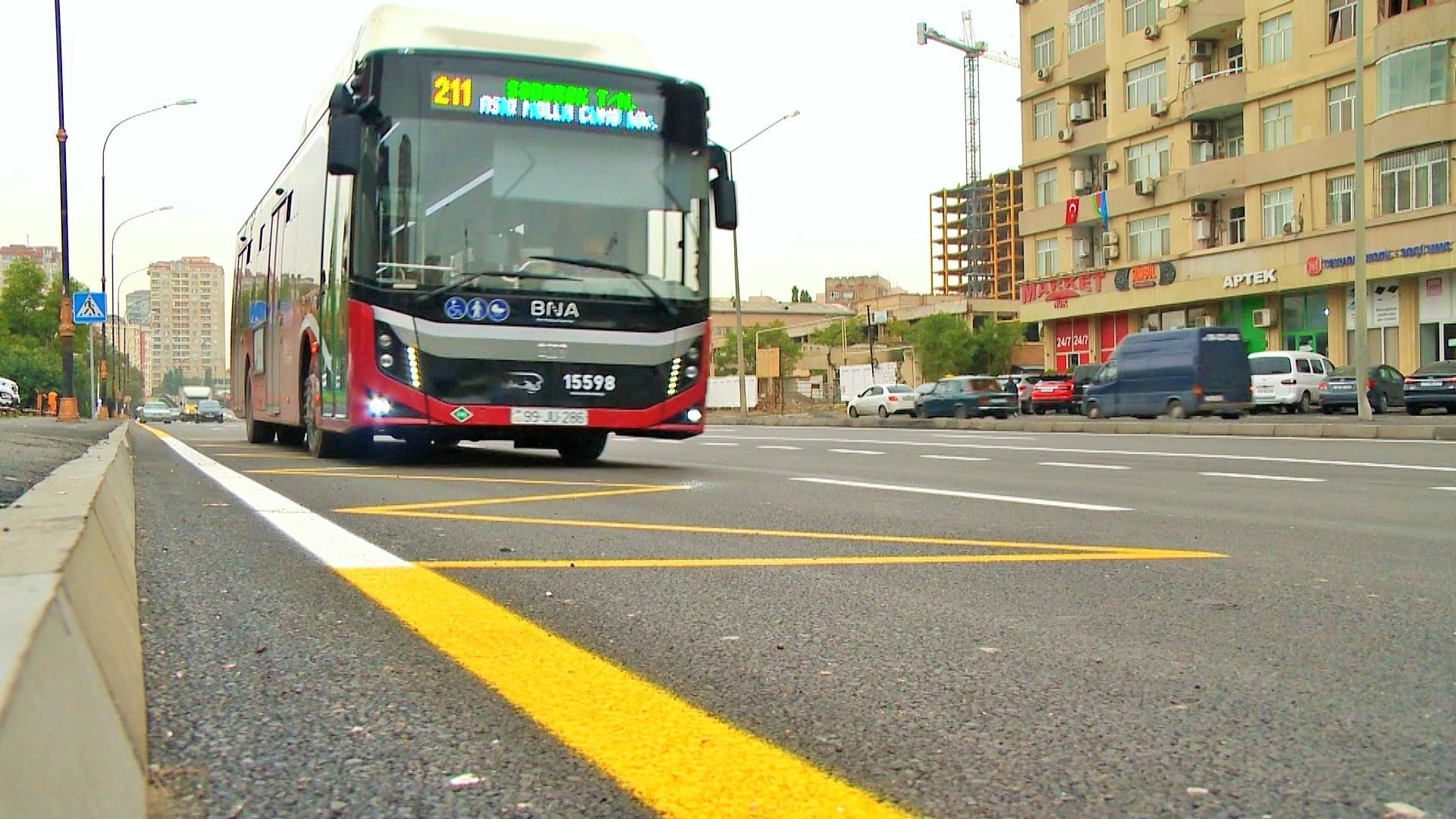 "Baku Bus"un sürücüsü ürəyindən bıçaqlandı