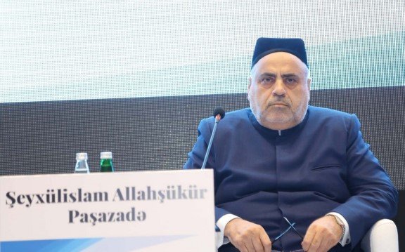 Şeyx İranın anti-Azərbaycan siyasəti barədə suallara cavab verməkdən boyun qaçırdı