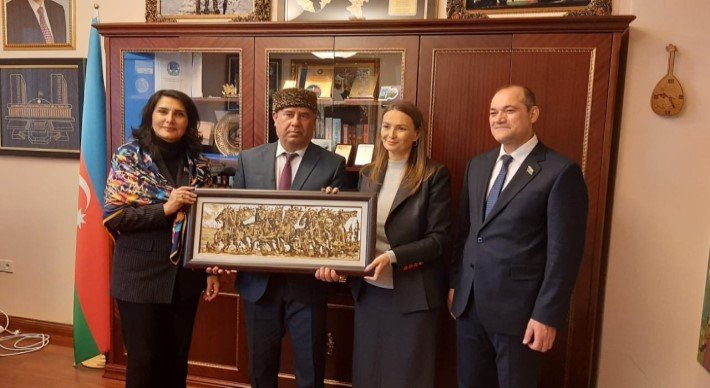 Millət vəkilləri Nurəddin Ədiloğlunu təbrik etdi
