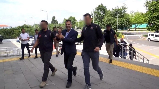 Türkiyədə PKK-ya işləyən partiya üzvü saxlanıldı