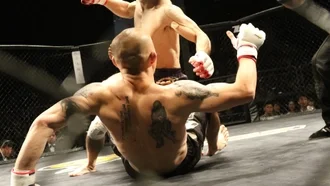 28 yaşlı amerikalı MMA döyüşçüsü Kris Lenzioni məşq zamanı ürəyi dayanıb