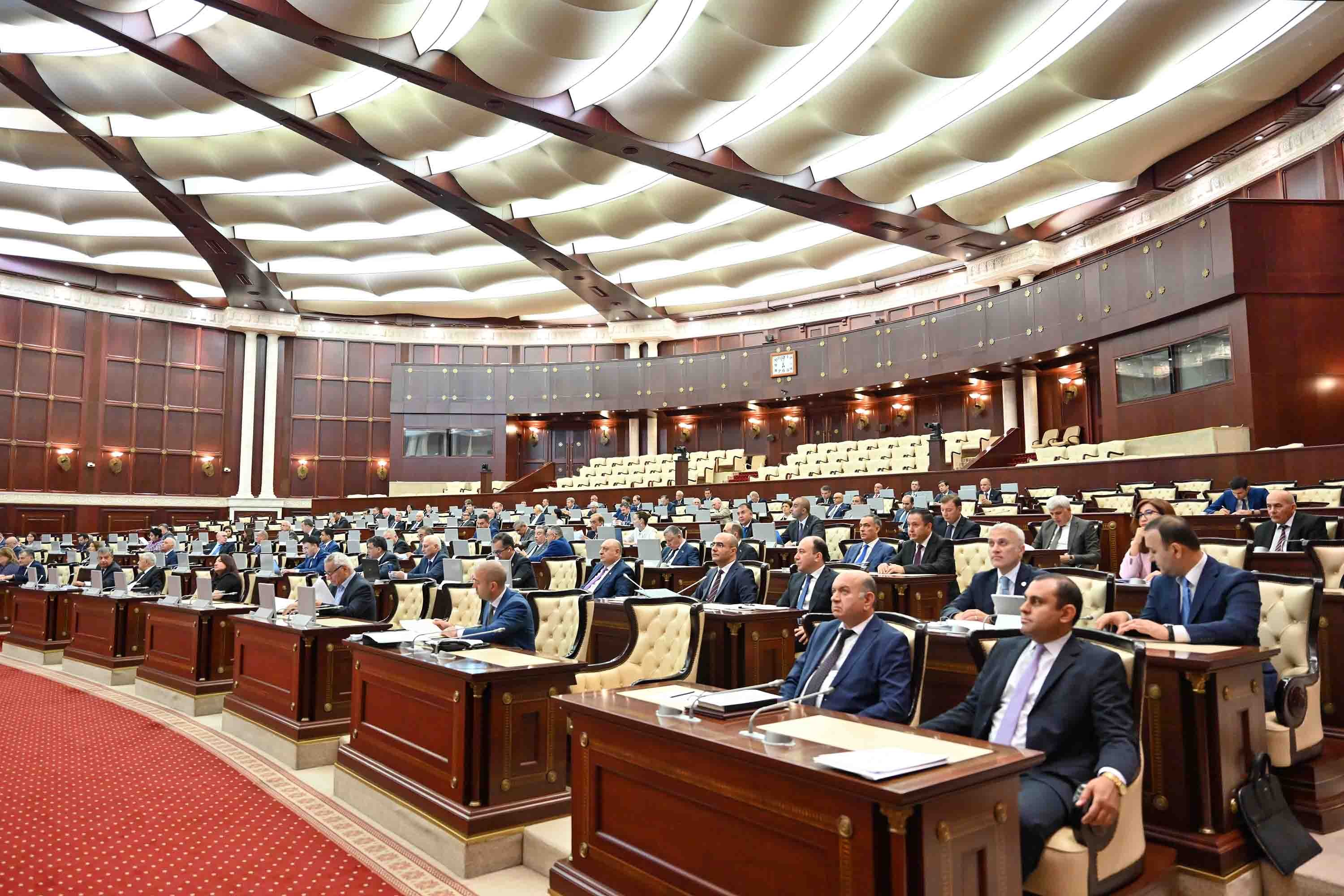 Milli Məclis “Dövlət satınalmaları haqqında” qanun layihəsini ikinci oxunuşda qəbul edib