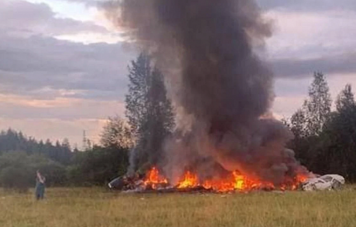 Tver vilayətində göyərtəsində 10 nəfərin olduğu şəxsi təyyarə qəzaya uğrayıb (foto, video)