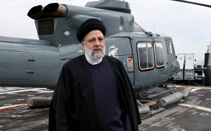 Media: İran prezidentinin helikopteri sərt eniş edib
