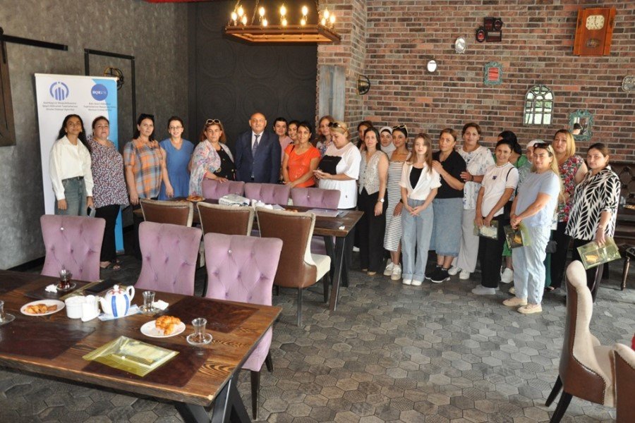 “Bakı Qeyri- Hökumət Təşkilatlarının Resurs və Təlim Mərkəzi” İctimai Birliyi layihəsi çərçivəsində növbəti tədbirini keçirdi - FOTOLAR