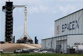 “SpaceX” riskli missiyaya hazırlığın son mərhələsinə çatıb -