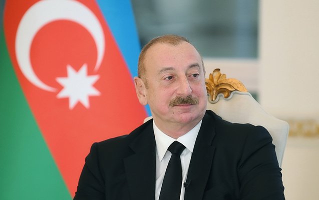 İlham Əliyev həmkarını təbrik etdi