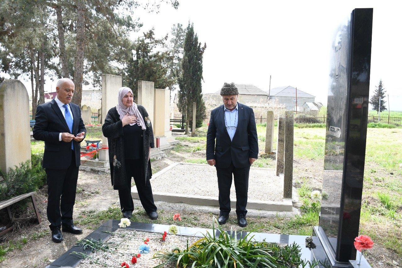 Masallının Həsənli ərazisində şəhid məzarları rayon rəhbəri tərəfindən ziyarət olundu