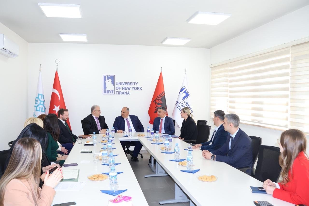 Bakı Slavyan Universitetinin rektoru Albaniyanın Nyu York Tirana Universiteti ilə əməkdaşlıq memorandumu imzaladı