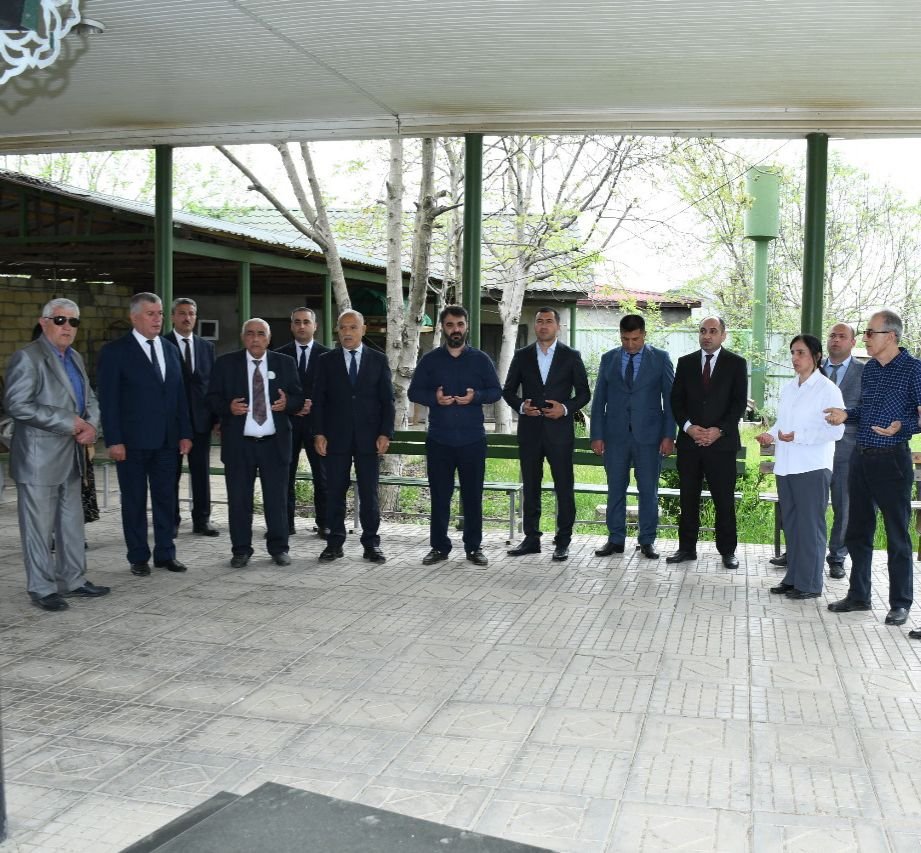 Masallının Hişkədərə ərazisində şəhid məzarları rayon rəhbəri tərəfindən ziyarət olundu