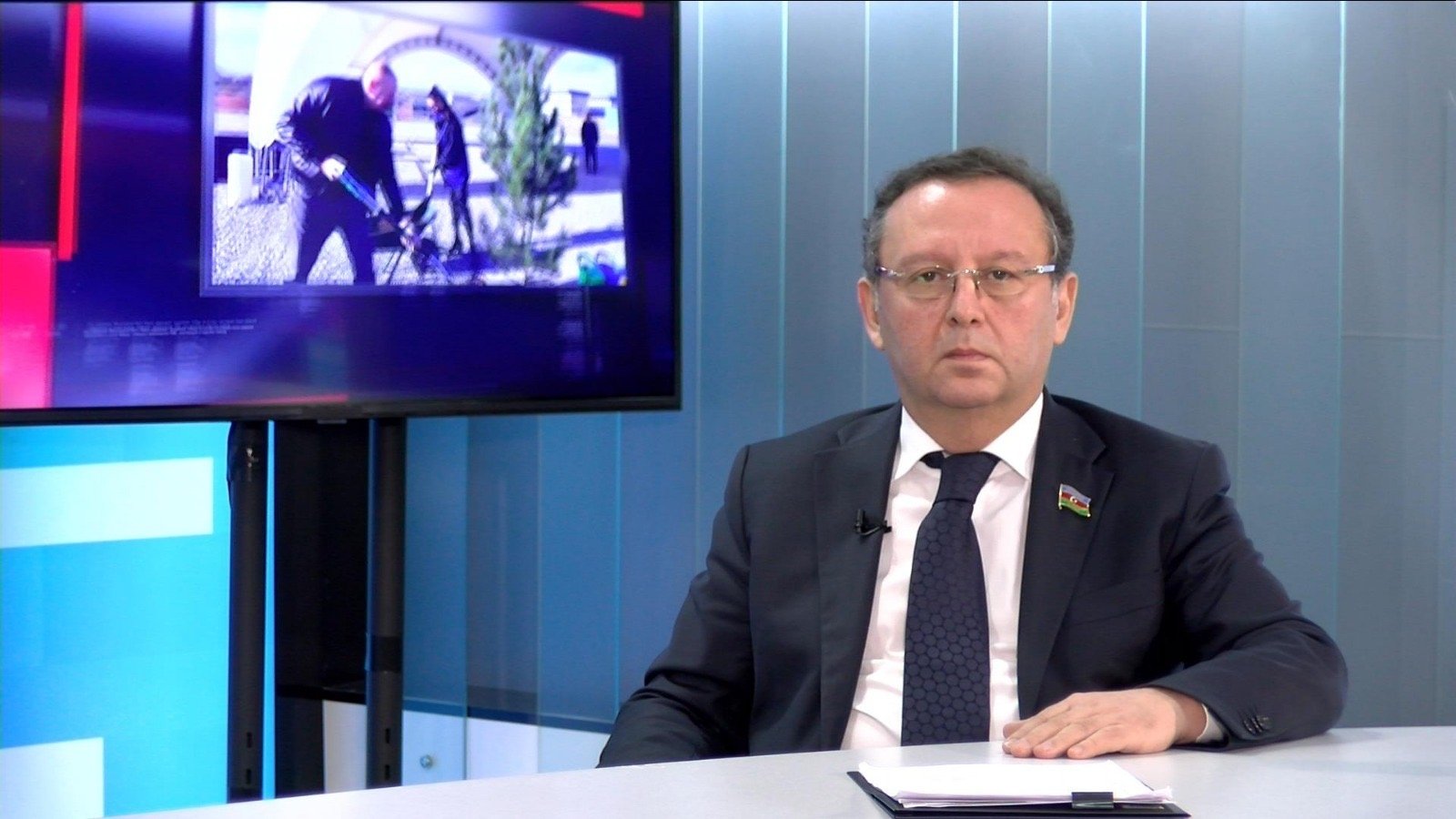 Millət vəkili - Yeni dünya nizamına doğru konfrans