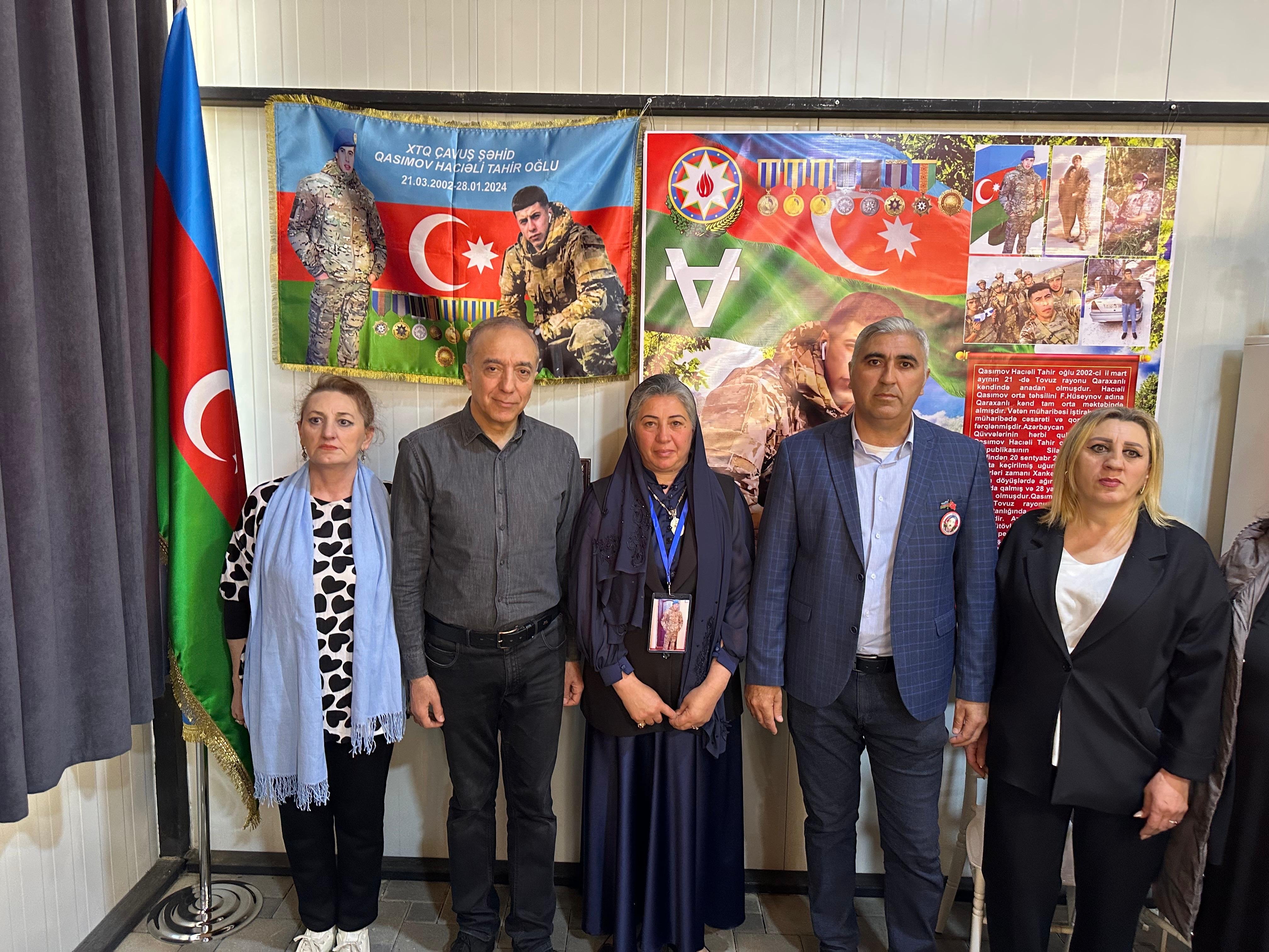 İkinci Fəxri Xiyabanda Şəhid Qasımov Hacıəli Tahir oğlunun xatirəsi yad edilib - FOTOLAR