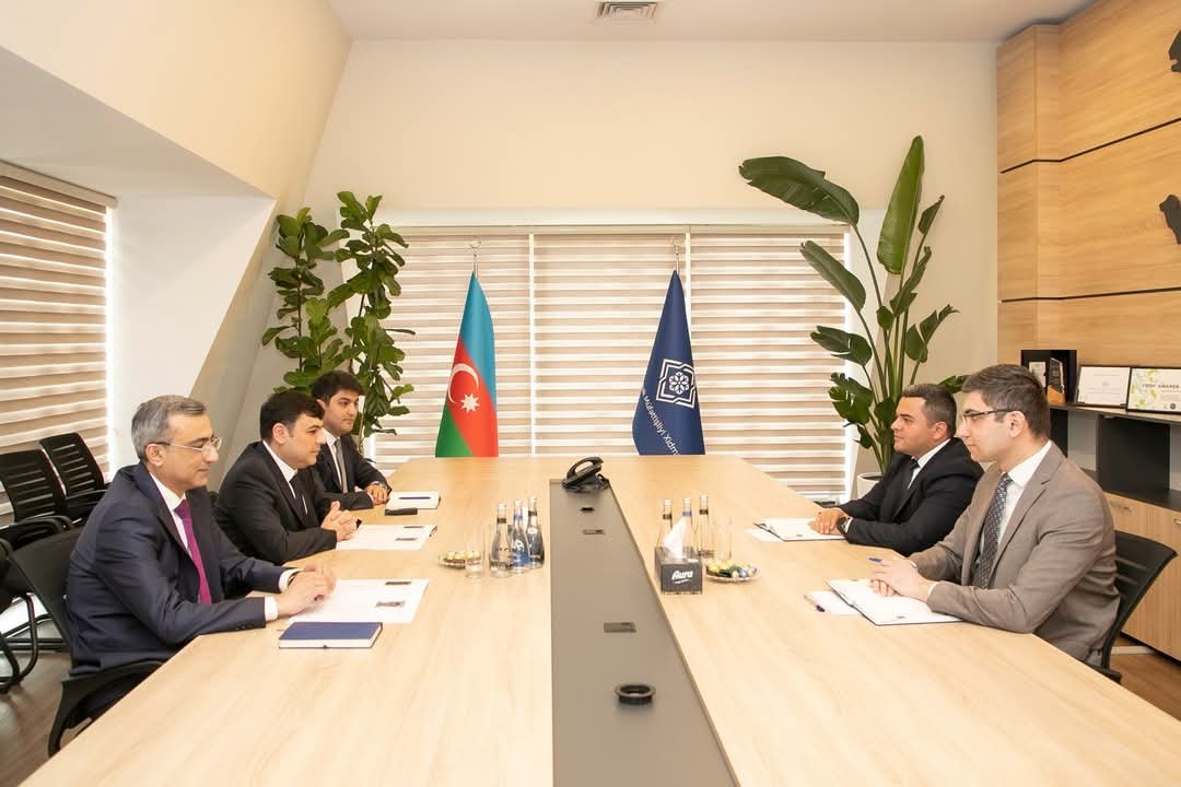 Dövlət Əmək Müfəttişliyi Xidmətinin rəisi Vəli Quliyev “Yüksəliş” müsabiqəsinin qalibləri ilə görüşüb