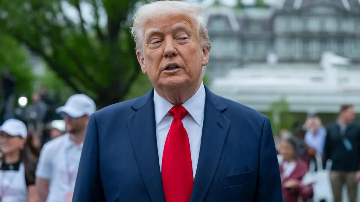 Tramp Putinlə təmasda maneələrlə üzləşib