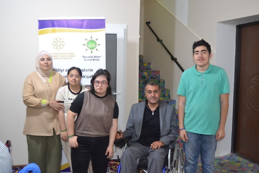 QHT “Əlilliyi olan şəxslərin bacarıqlarının inkişafı” mövzusunda növbəti təlim keçirtdi - FOTOLAR