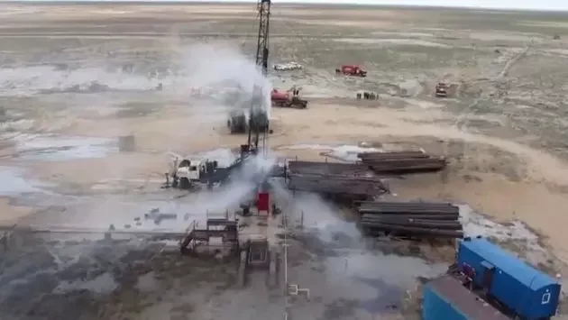 Qazaxıstan xilasediciləri neft quyusunda baş vermiş qəzanın nəticələrini aradan qaldırır
