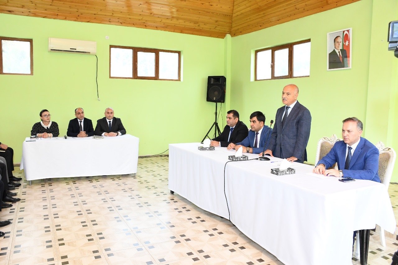 Masallıda İcra Hakimiyyətinin başçısı Araz Əhmədov səyyar qəbul keçirdi