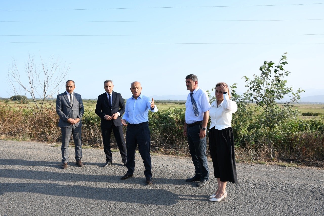 Masallı rayonunda İcra Hakimiyyətinin başçısı Boradigah qəsəbəsində görülən işlərlə tanış olub