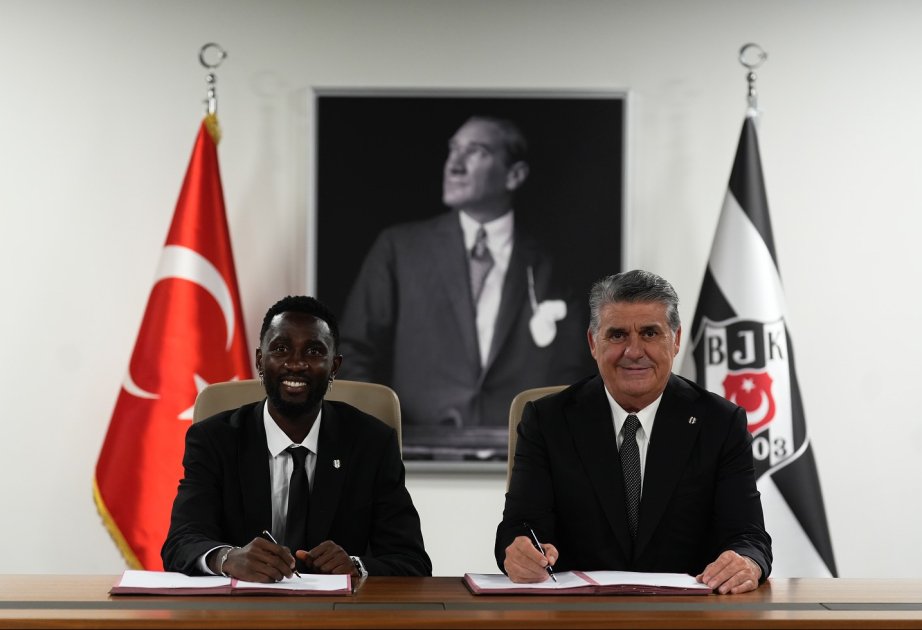 "Beşiktaş" nigeriyalı futbolçunun transferini rəsmiləşdirib