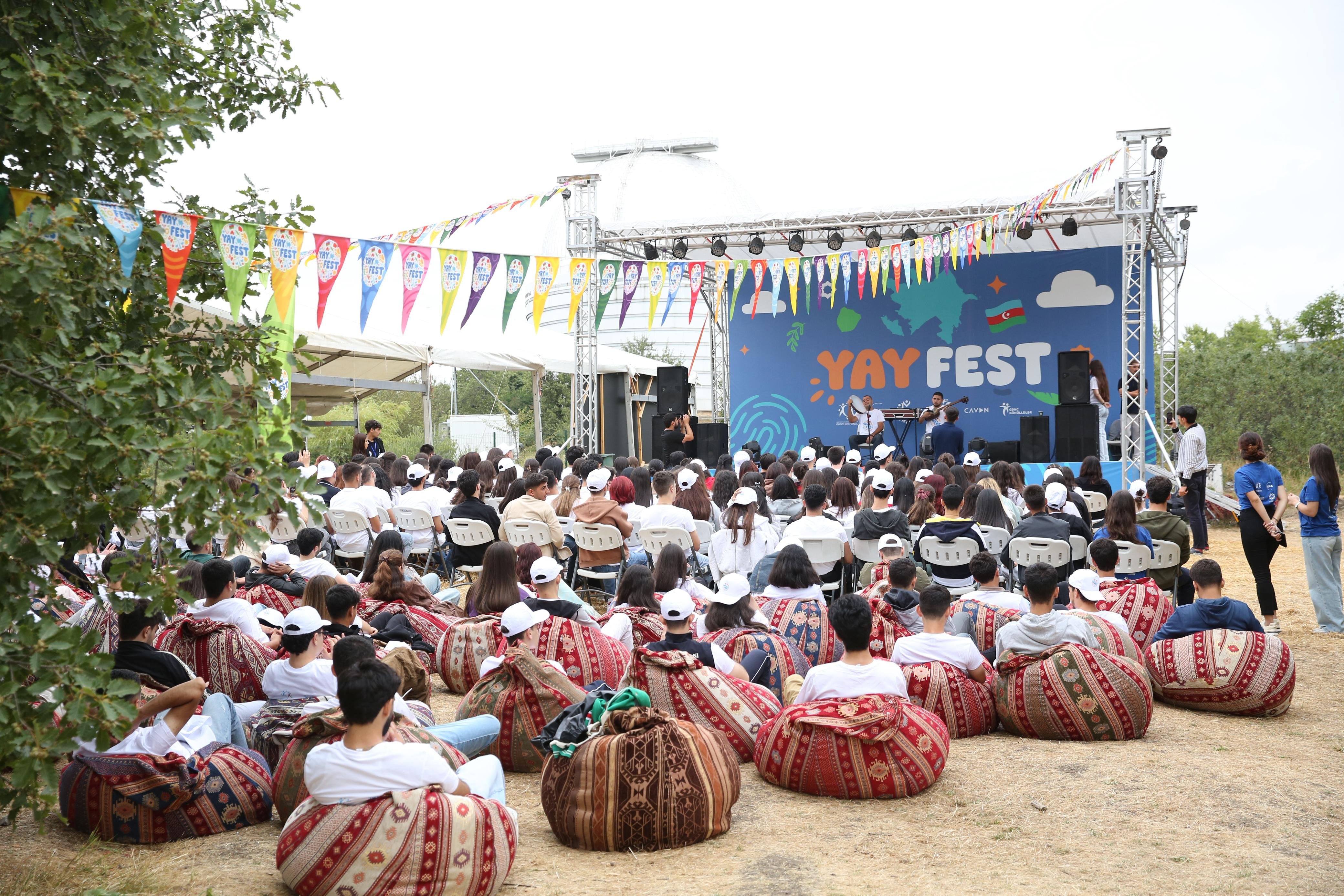 Muzəffər və suveren dövlətin gəncləri  “Yay Fest”də bir araya gəldilər