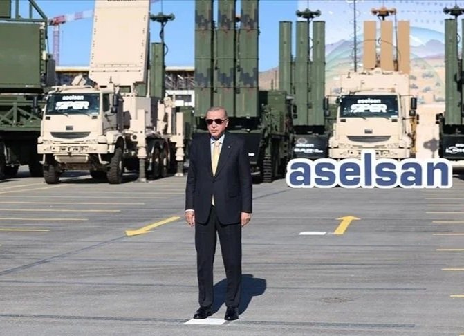 Türkiyə hava hücumundan müdafiəni yeni səviyyəyə qaldırır. Ərdoğan “Polad günbəz” sistemini təqdim edib