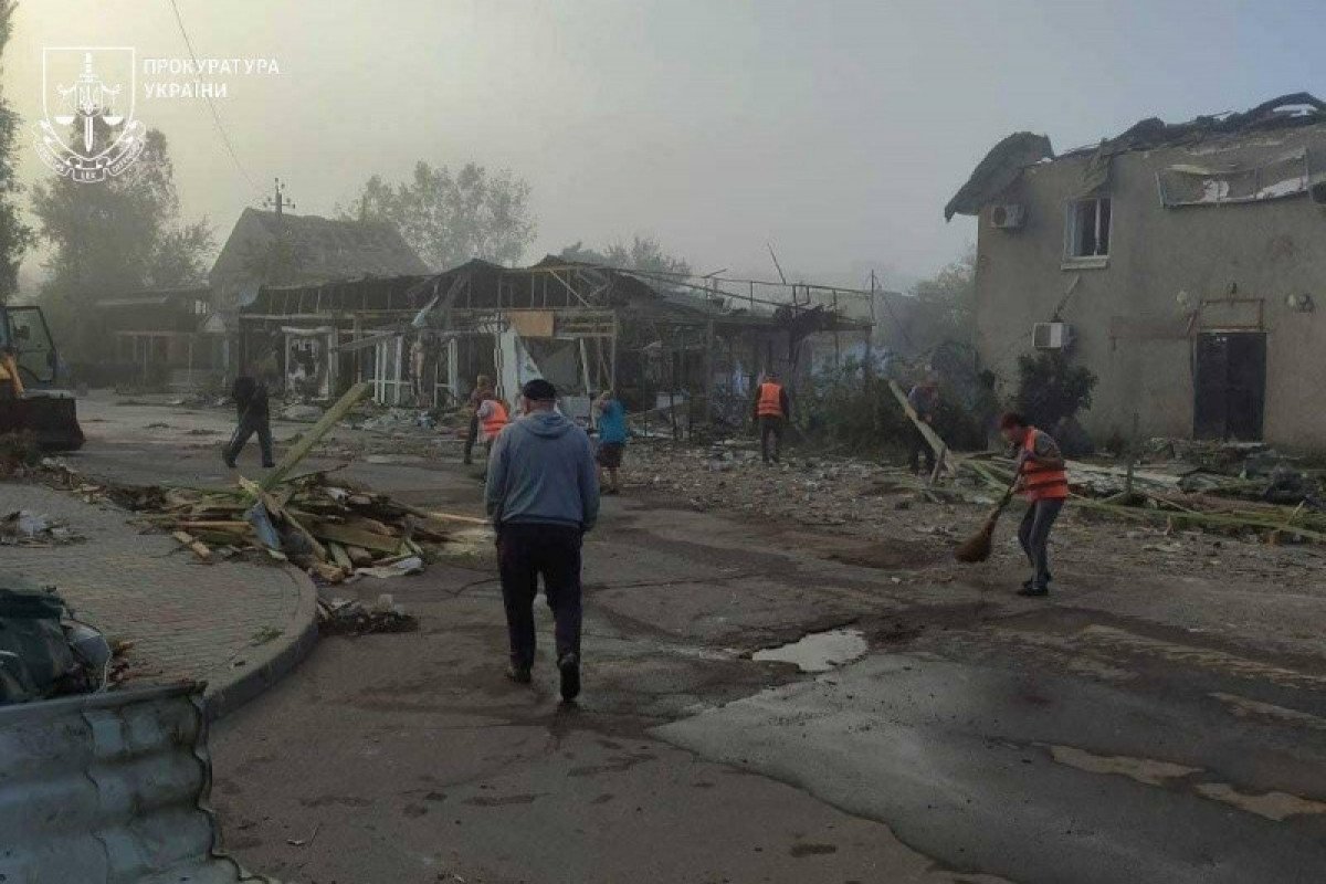 Rusiya Odessanı ballistik raketlə vurub, ölən və yaralılar var