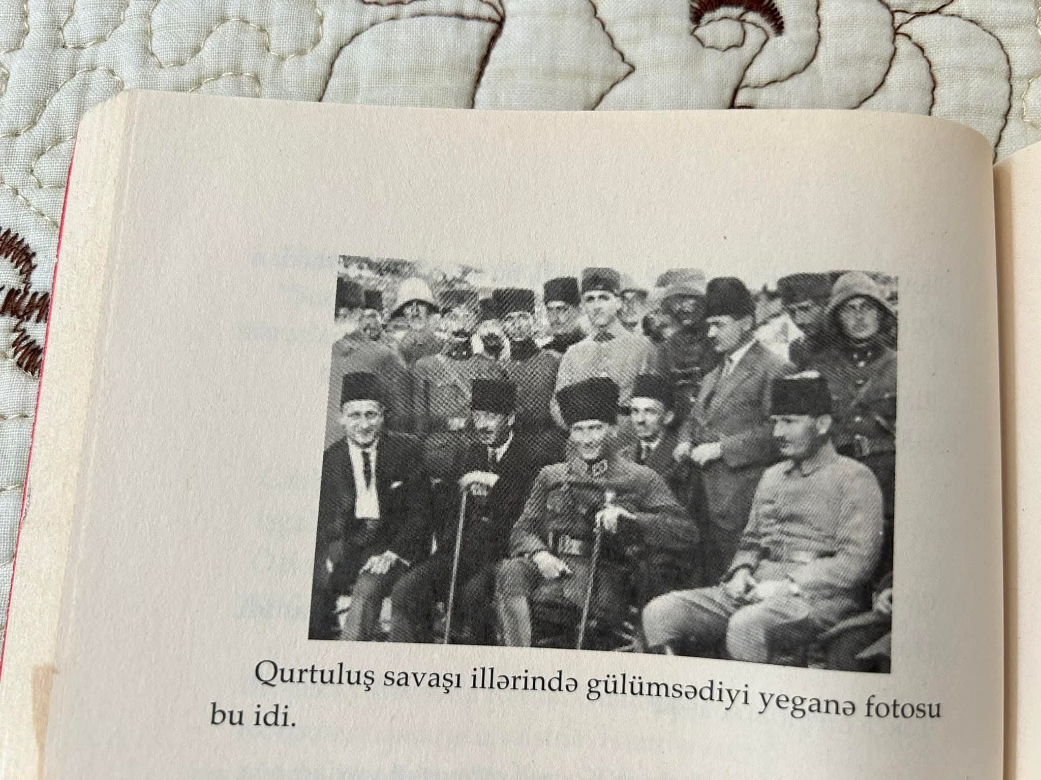Türkiyə Cümhuriyyətinin 102-ci ildönümü – Atatürkün gülümsədiyi yeganə foto arxasındakı hekayə