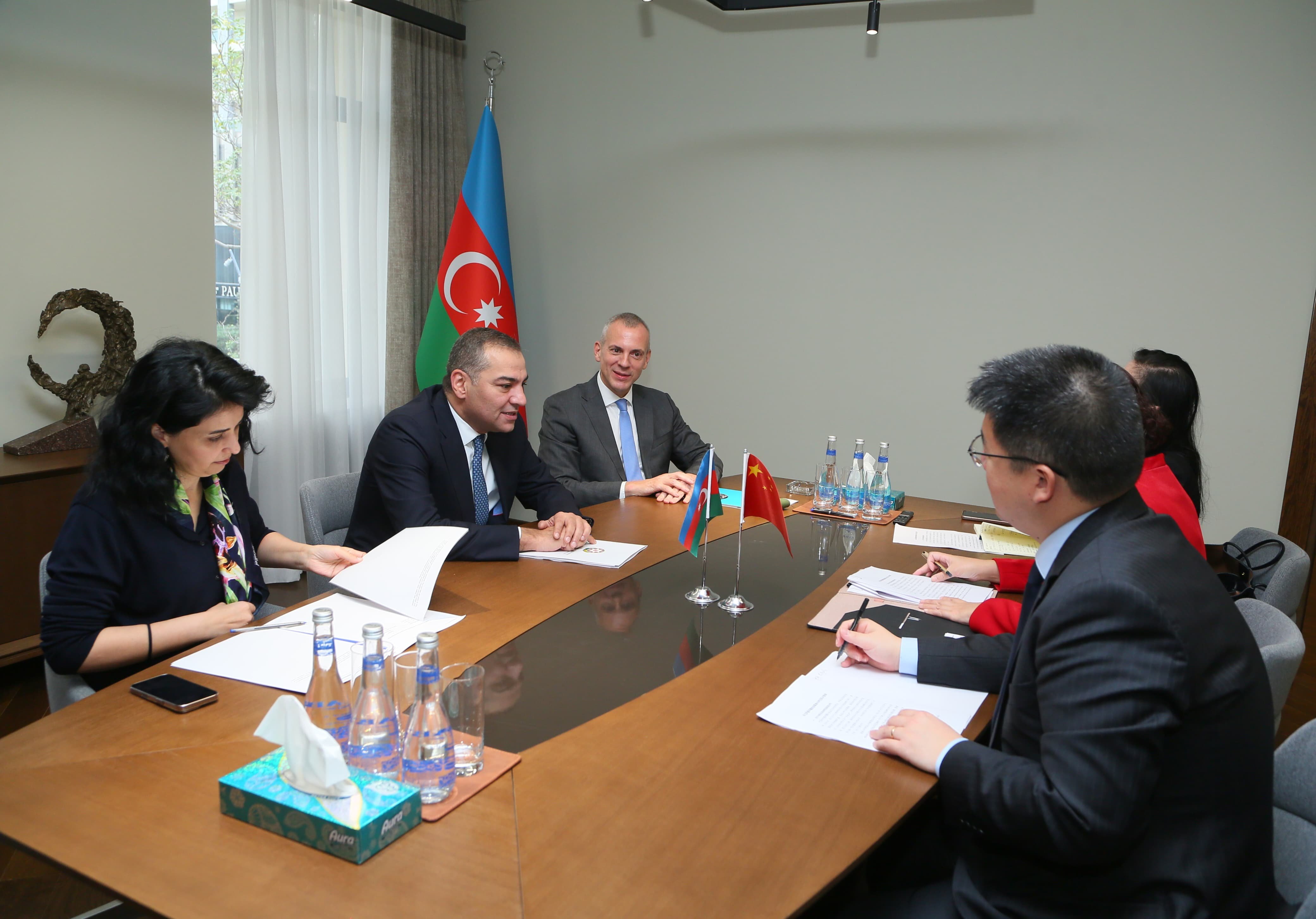 Azərbaycan və Çin arasında turizm əlaqələri müzakirə olunub