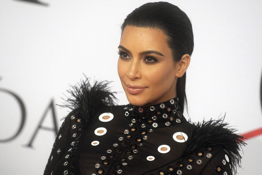 NASA Aya enişdən şübhələnən Kim Kardaşyana cavab verdi