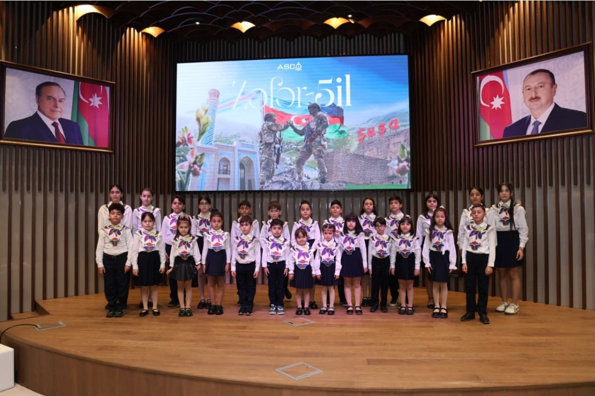 Azərbaycan və Türkiyədən olan şəhid övladları “Türk övladı” marşını səsləndiriblər - VİDEO