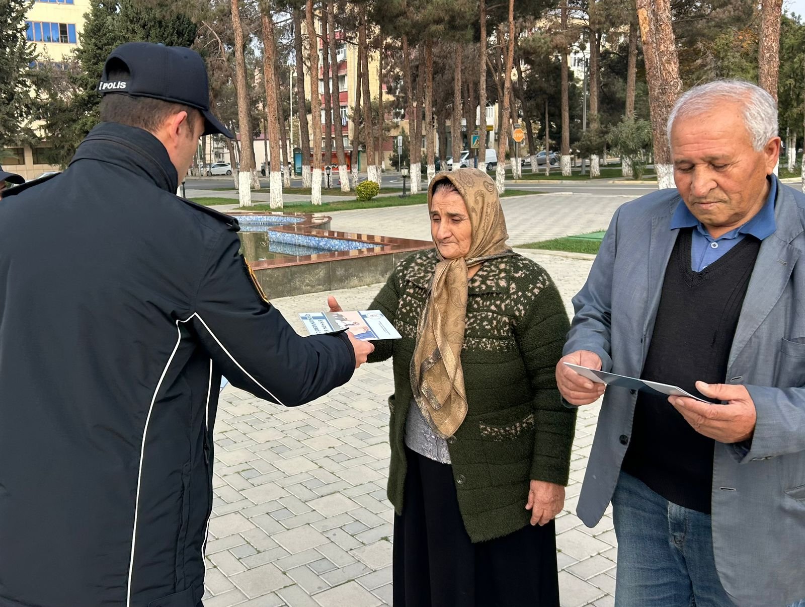 Polis erkən nikah və məişət zorakılığına qarşı tədbirləri davam etdirir