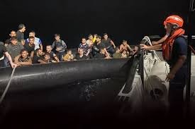 İzmirdə 10 qanunsuz miqrant və üç insan alverçisi saxlanılıb